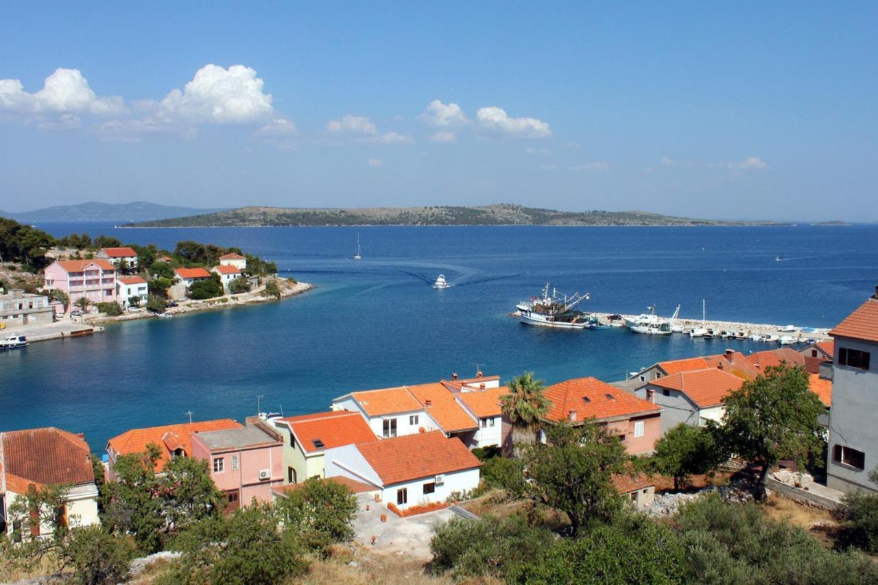 Apartments With A Parking Space Sali, Dugi Otok - 8136 Exterior photo