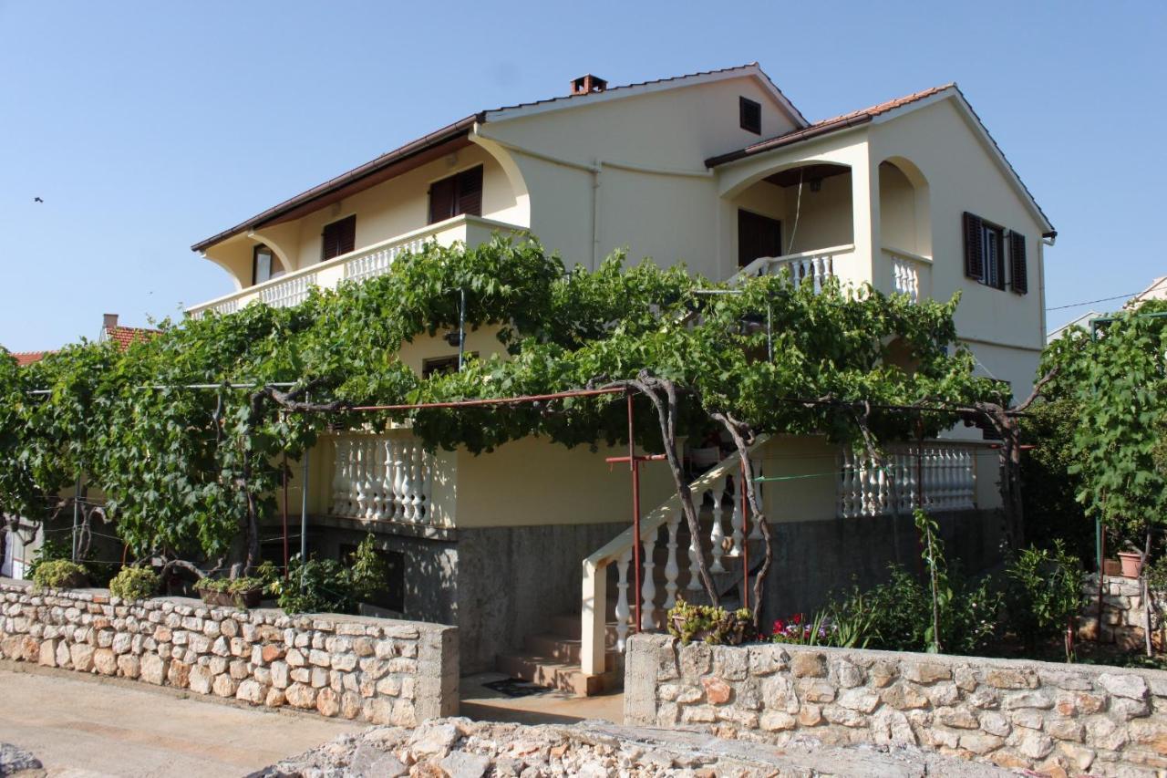Apartments With A Parking Space Sali, Dugi Otok - 8136 Exterior photo