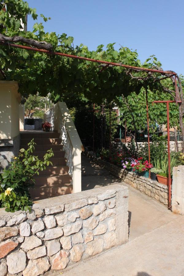 Apartments With A Parking Space Sali, Dugi Otok - 8136 Exterior photo