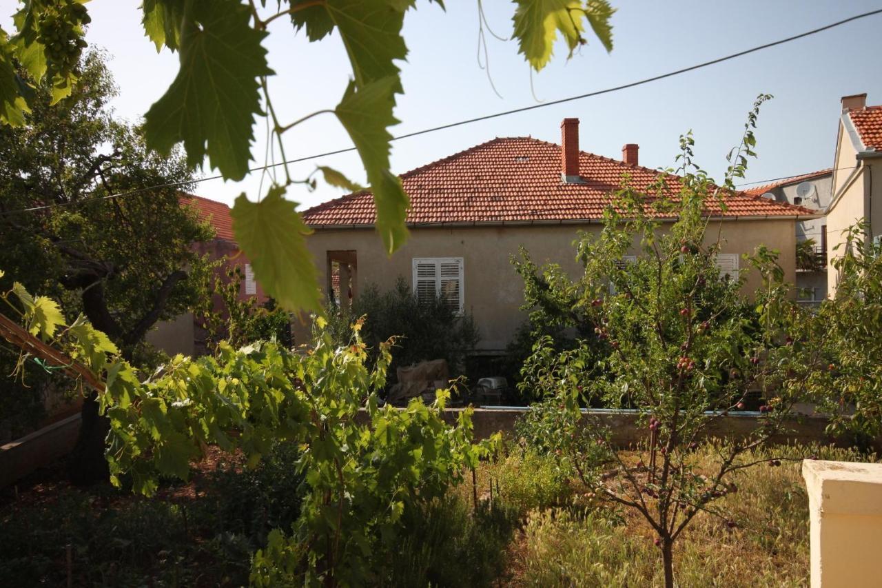 Apartments With A Parking Space Sali, Dugi Otok - 8136 Exterior photo