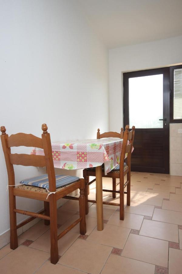 Apartments With A Parking Space Sali, Dugi Otok - 8136 Exterior photo
